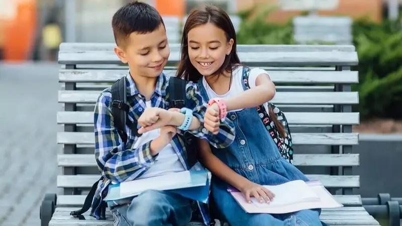 10 Reasons why you should buy your kid a smartwatch