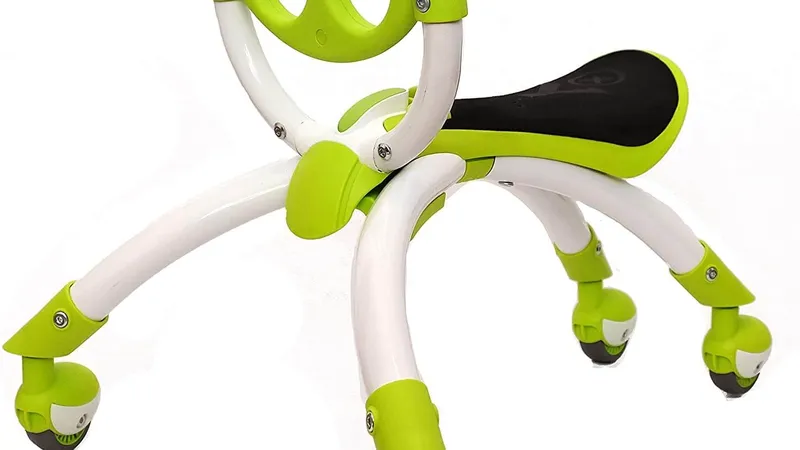 Ybike Pewi ride on toy