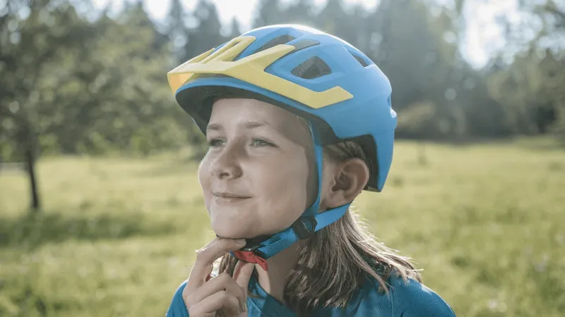 Best Girls' Helmets for Cycling  (Review and Buying Advice)