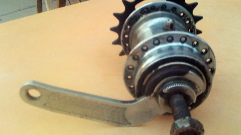 Coaster Brakes vs. Hand Brakes - Telling them Apart